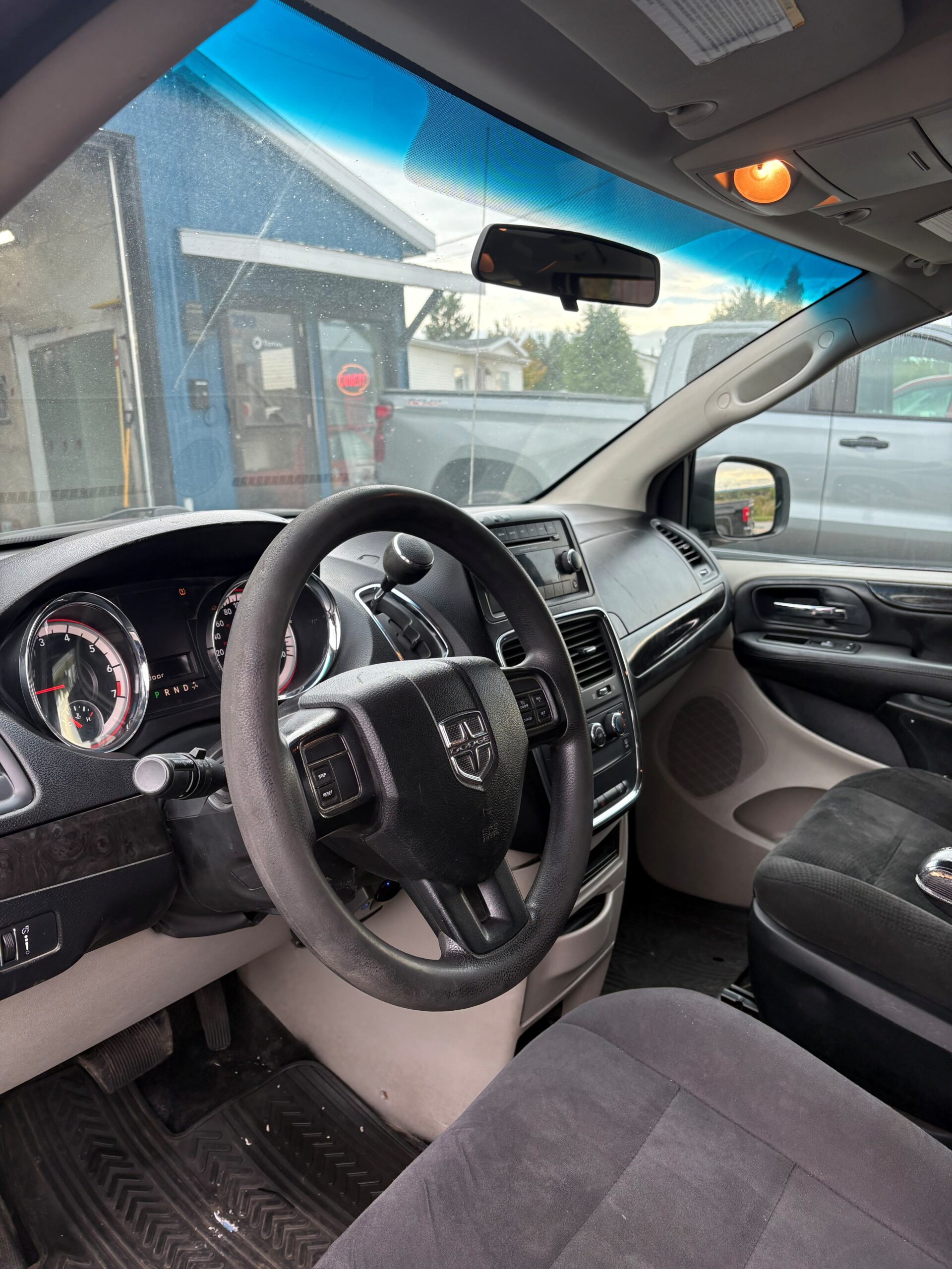 dodge grand caravan sxt 2014